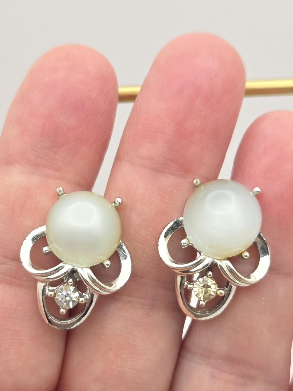 Vintage Coro Moonglow Lucite Rhinestone Screwback Earrings Silver Tone